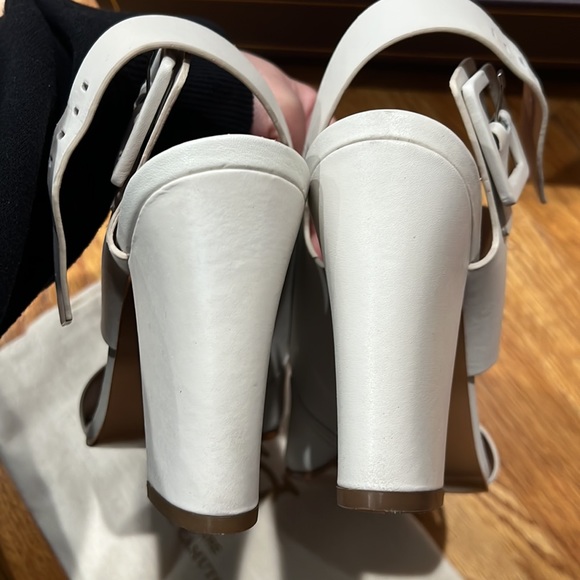 Strap up block heel sandals- Signature Vince Camuto - Picture 4 of 8